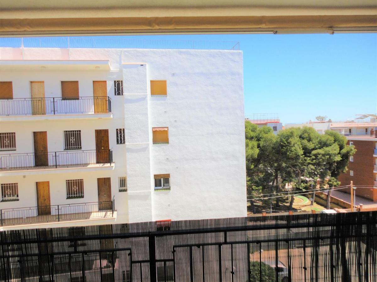 Lamoga-Sandi 4 2 Torredembarra Luaran gambar